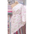 Ткань Gütermann Portofino (розовый и бежевый ажурный узор на белом) - Фото №2