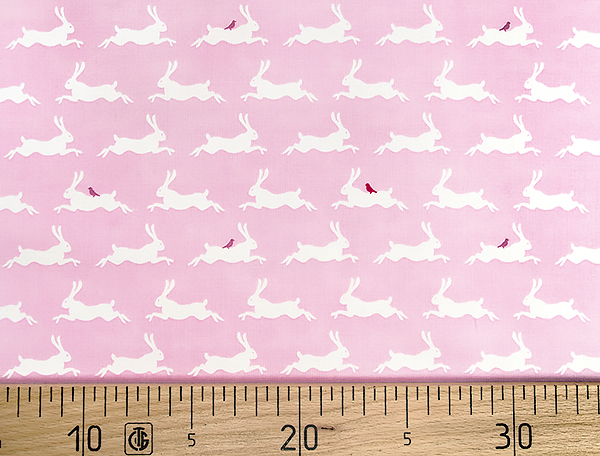 Ткань Gütermann Little Friends (розовый/белые зайцы) 