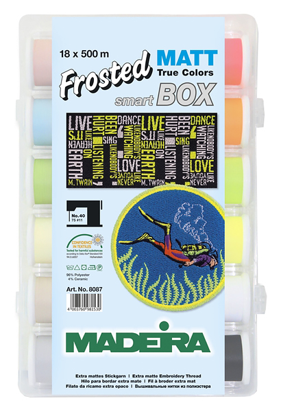 Набор матовых ниток Madeira Frosted Matt в пластиковой коробке 18 катушек Frosted Matt по 500м и набор вышивальных игл №75 5 шт